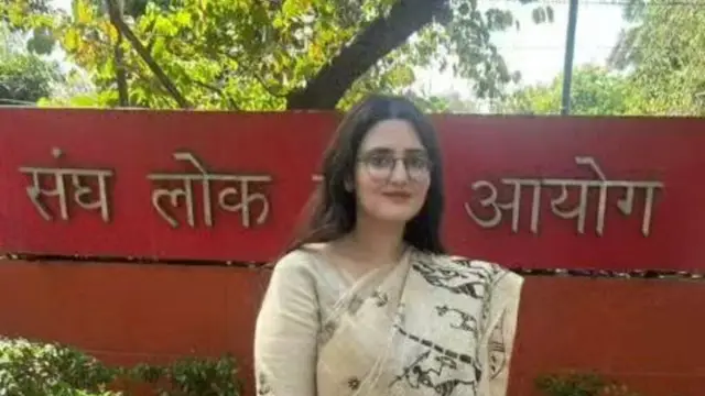 IAS Success Story: लॉ में ग्रेजुएशन, संगीत में एमए, भाई ने किया गाइड, बन गईं IAS अफसर
