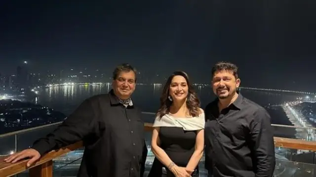 Khalnayak 2: सुभाष घई के घर पर एकजुट हुई खलनायक की स्टार कास्ट, फैंस ने की खलनायक 2 बनाने की मांग