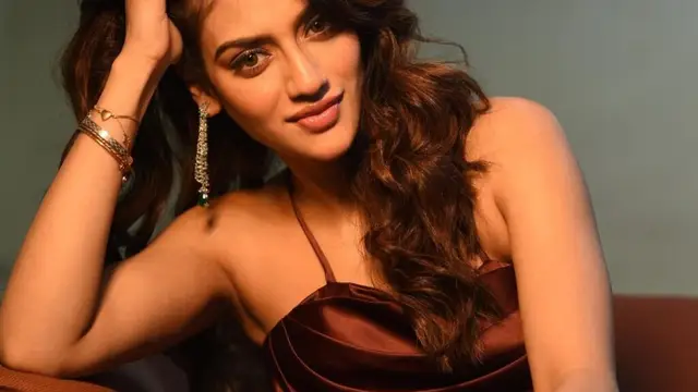 नो मेकअप लुक में भी कमाल की Nusrat Jahan, तारीफों के बीच यूजर्स ने याद दिला दी जरूरी बात