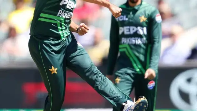 PAK vs AUS 2nd ODI: पाकिस्तान ने ऑस्ट्रेलिया को घर में घुसकर रौंदा, 9 विकेट से जीता मैच