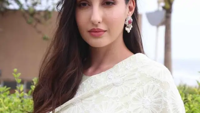 Nora Fatehi अपने ‘Sexy’ वीडियो पर हुईं ट्रोल, नेटिजंस ने कहा- ‘शर्म करो’