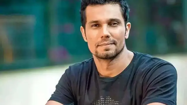स्वतंत्र वीर सावरकर अभिनेता रणदीप हुड्डा ने आगामी बायोपिक के निर्देशक के रूप में पदभार संभाला; अगले हफ्ते शुरू होगी शूटिंग