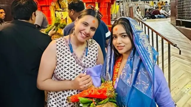 सिद्धिविनायक मंदिर से मनीषा रानी का ये वीडियो इंटरनेट पर हो रहा है VIRAL, लोगों ने कहा- तभी तो ये इकलौती पीस हैं