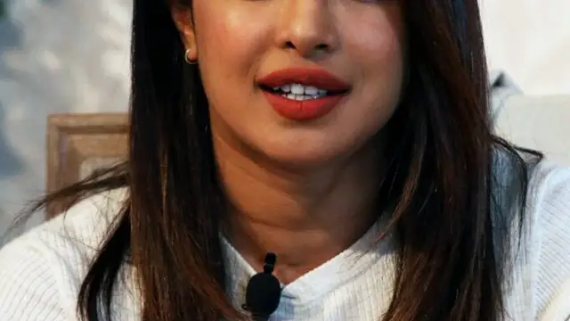 Priyanka Chopra ने बेटी मालती और पति निक संग एंजॉय किया ‘स्नो डे’, शेयर की खूबसूरत तस्वीरें