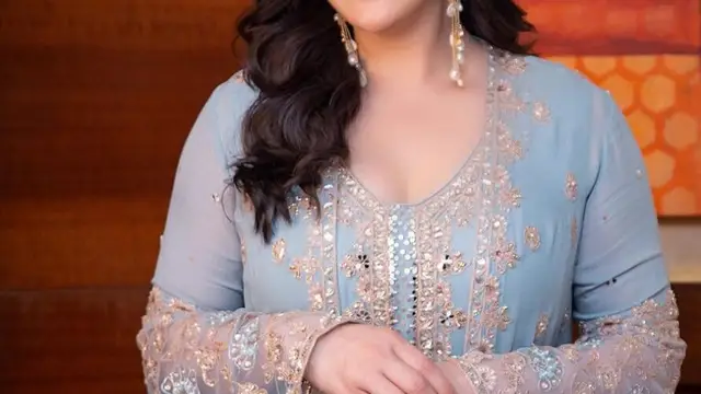 Zarine Khan ने चीटिंग मामले में कानूनी लड़ाई जीती, कोलकाता मजिस्ट्रेट ने गिरफ्तारी वारंट रद्द किया