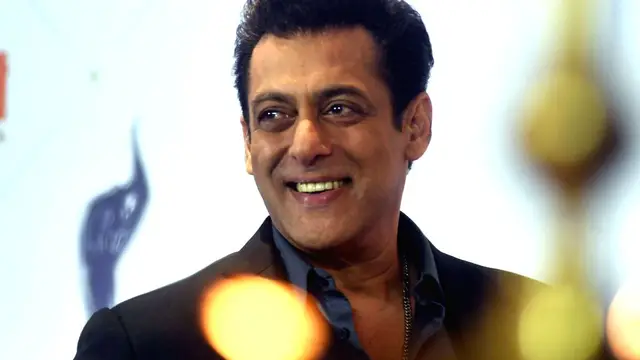 OMG! सलमान खान को आई स्कूल के दिनों की याद, पढ़ने में जीरो थे भाई जान, कहा – बेंत से होती थी पिटाई