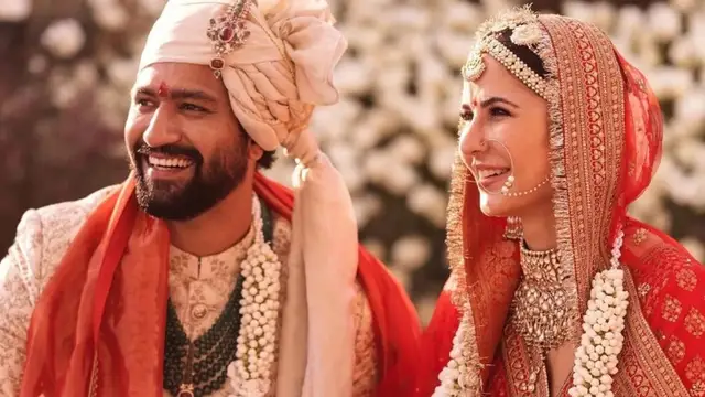 Katrina Vicky Wedding Anniversary: दूसरी एनिवर्सरी पर सीक्रेट वकेशन पर निकले विक्की-कैटरीना, फ्लाइट का इनसाइड Video वायरल
