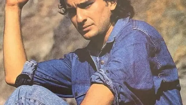 Saif Ali Khan: सैफ अली खान की इस हरकत पर सब हुए शॉक्ड! बीच सड़क पर ही शुरू कर दी थी धुआंधार मारपीट, क्या थी वजह जाने यहां