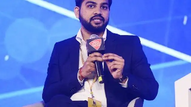 Success Story: मेहनत और लगन कभी खाली हाथ नहीं जाति! छोटे से फ्लैट में ऐसा क्‍या बिजनेस शुरू किया, और सिर्फ 4 साल में ₹16,000 करोड़ का साम्राज्‍य!