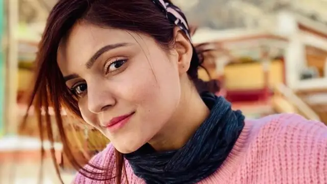 Rubina Dilaik के चेहरे का हुआ बुरा हाल, सूजी आंखें देख हैरान हुए फैंस