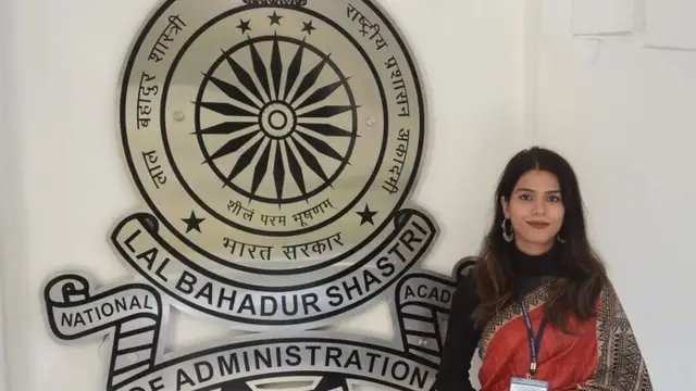IAS Success Story: आईएएस चंद्रज्योति सिंह ने 22 साल की उम्र में ऐसे क्लियर किया UPSC
