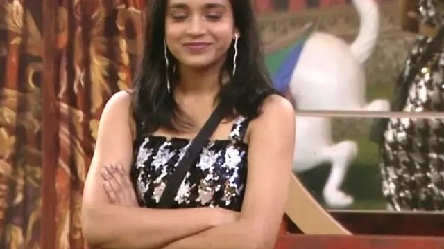 Bigg Boss को Sumbul Touqeer का इविक्शन पड़ा भारी, भड़के फैंस ने ऐप किए अनइंस्टॉल