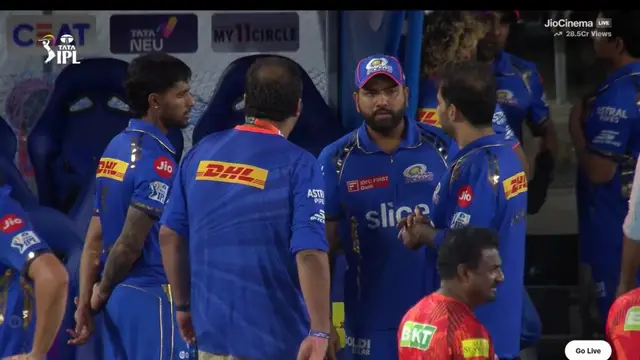 IPL 2024: क्या दो अलग अलग Teams में बंट गई हैं MI? रोहित और हार्दिक के बीच सबकुछ ठीक नहीं, कप्तानी की वजह से डूब रही मुंबई की नैया