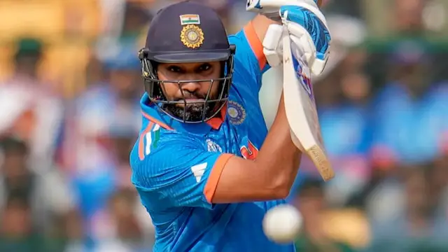 214 करोड़ के मालिक हैं भारतीय टीम के मौजूद और मुंबई इंडियंस के पूर्व कप्तान रोहित शर्मा, जानिए किन 6 जरियों से करते हैं मोटी कमाई