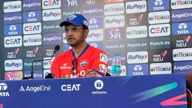 “जब मैं विराट और रोहित की पत्नियों को स्टैंड में देखता हूं”- सौरव गांगुली की राहुल द्रविड़ को विश्व कप जीत के लिए अनोखी सलाह
