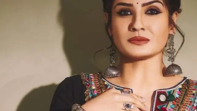 Padma Awards: बॉलीवुड अभिनेत्री Raveena Tandon को मिलेगा पद्मश्री, 91 लोगों की सूची में अपनी जगह बनाई
