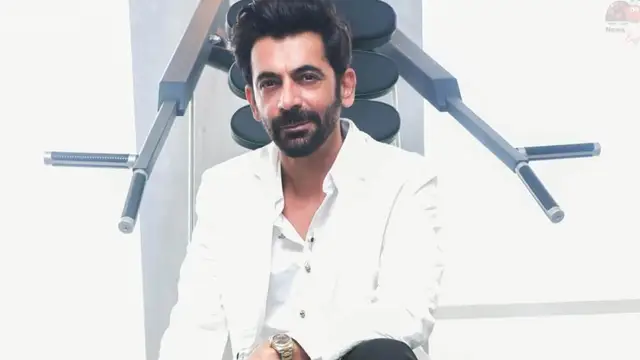 कभी बेची मूंगफली तो कभी छाता लेकिन इस एक्टर की पर्सनल लाइफ है बेहद लग्जरी, आलीशान घर देख कहेंगे ये तो महल है