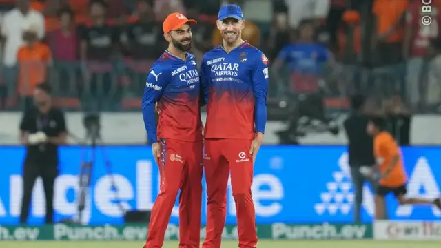 Virat Kohli special: सनराइजर्स के खिलाफ मैच में कोहली ने रचा इतिहास, हैदराबाद की सड़कों पर हुआ कोहली का बोल बाला!