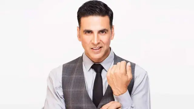अक्षय कुमार ने मदद के लिए हाथ किए आगे, हार्ट पेशेंट लड़की को इलाज के लिए डोनेट किए 15 लाख