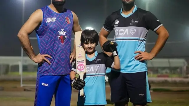IPL 2024: मुंबई इंडियन्स के कैम्प में आया नन्हा क्रिकेटर, पापा की गेंद पर लगा रहा धोनी वाला शॉट