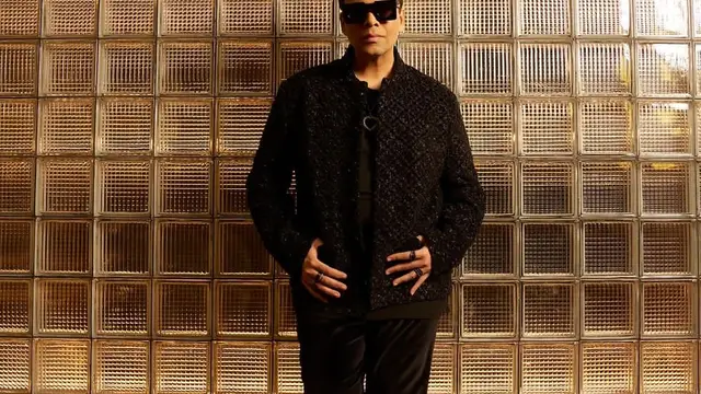 स्टार किड्स को लॉन्च करने पर Karan Johar का इन्फ्लुएंसर ने उड़ाया मजाक, अपने ही शो से भागने को मजबूर हुए होस्ट