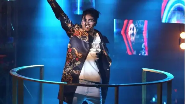 Bigg Boss 16 के Winner बने MC Stan, ट्रॉफी के साथ मिली शानदार कार और 31 लाख रुपए