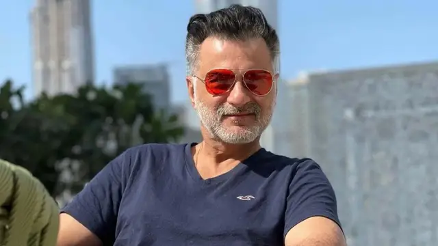 रणबीर कपूर से लेकर संजय कपूर तक बॉलीवुड के इन अभिनेताओं ने अपने पार्टनर को दिया धोखा
