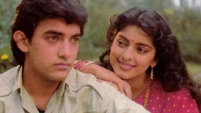 Aamir Khan: जब अपनी पहली फिल्म के लिए मुंबई की सड़कों पर घूमें थे आमिर खान, ऑटो और टैक्सी पर खुद चिपकाए थे पोस्टर
