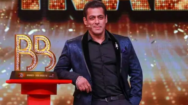 बिग बॉस 16 शुरू होने से पहले ही बना ऐतिहासिक रिकॉर्ड, करण पटेल और दिव्यांका त्रिपाठी बने अब तक के सबसे ज्यादा फीस लेने वाले प्रतियोगी; कितने करोड़ रुपए होगी उनकी कमाई? जानने के लिए आगे पढ़ें