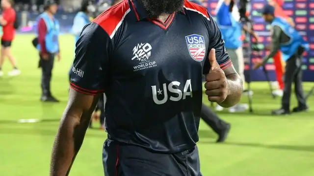 Aaron Jones: T20 WC के डेब्यू मैच ही क्रिस गेल की बराबरी, 10 दनदनाते छक्के, USA को मिला बवंडर ब्वॉय