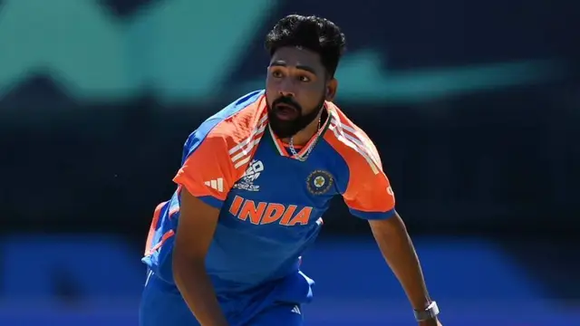 “पूरे टूर्नामेंट में चर्चा यही थी कि मियां मैजिक रिजर्व में हैं और उन्हें खेलने का मौका नहीं मिलेगा” – आकाश चोपड़ा ने मोहम्मद सिराज की जमकर तारीफ की