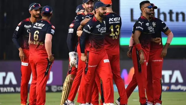 IPL 2024 Playoff Scenario: 7 हार के बाद भी RCB के पास प्लेऑफ में पहुंचने का मौका, MI भी दावेदार, समझें पूरा गणित