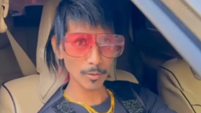 बिल गेट्स को चाय पिलाने वाले Dolly Chaiwala की संपत्ति जानकर उड़ जाएंगे आपके होश